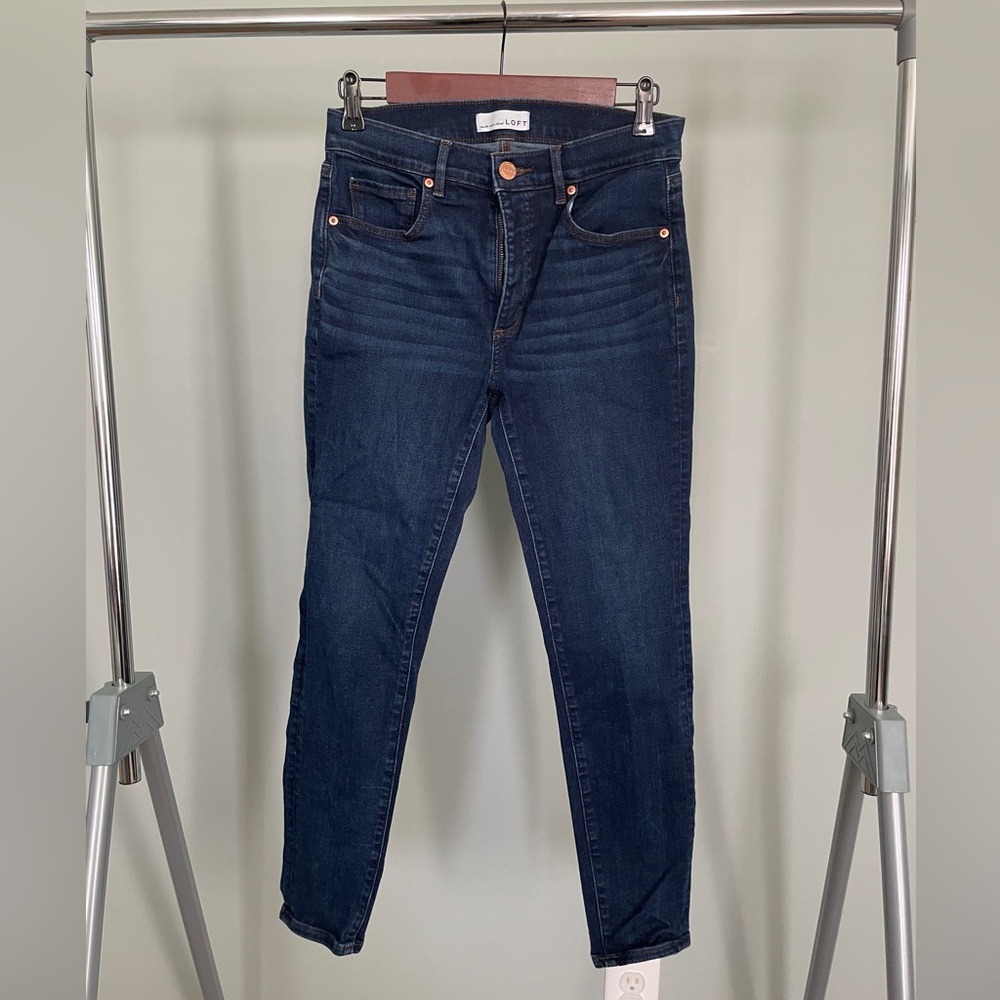 Loft Skinny crop jeans. Size 28/6